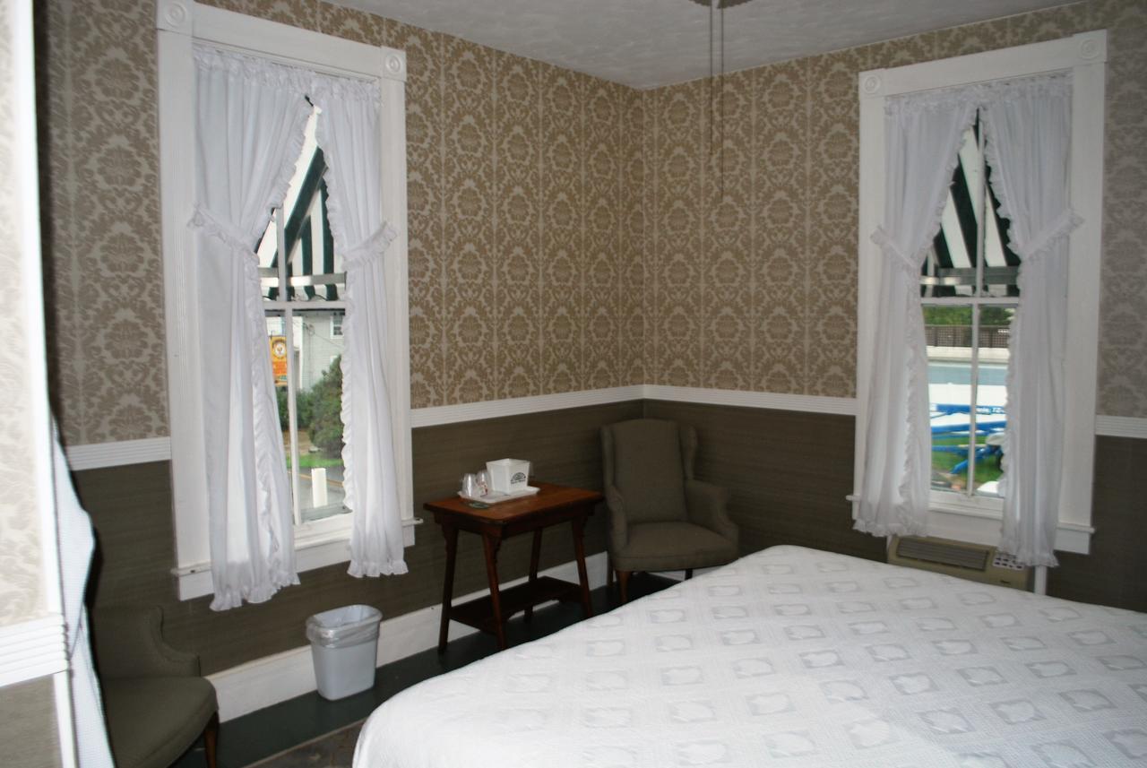 The Historic Park Hotel Put-in-Bay Eksteriør bilde